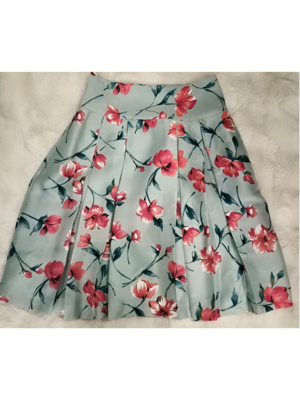 Women's Express Floral Midi Skirt Size 6 Blue and Pink - totally cute/retro vibe